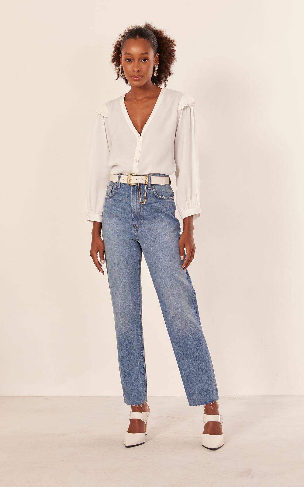 04204_0026_1-CALCA-JEANS-RETA-BARRA-A-FIO