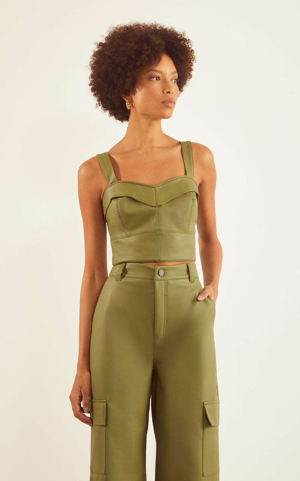 04780_0016_1-CROPPED-PESPONTO-LIKE-LEATHER