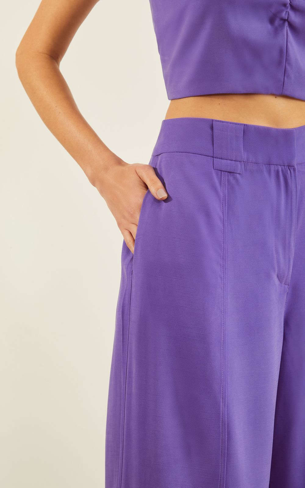 04651_0123_2-PANTALONA-VELVET-PASSADOR-LARGO