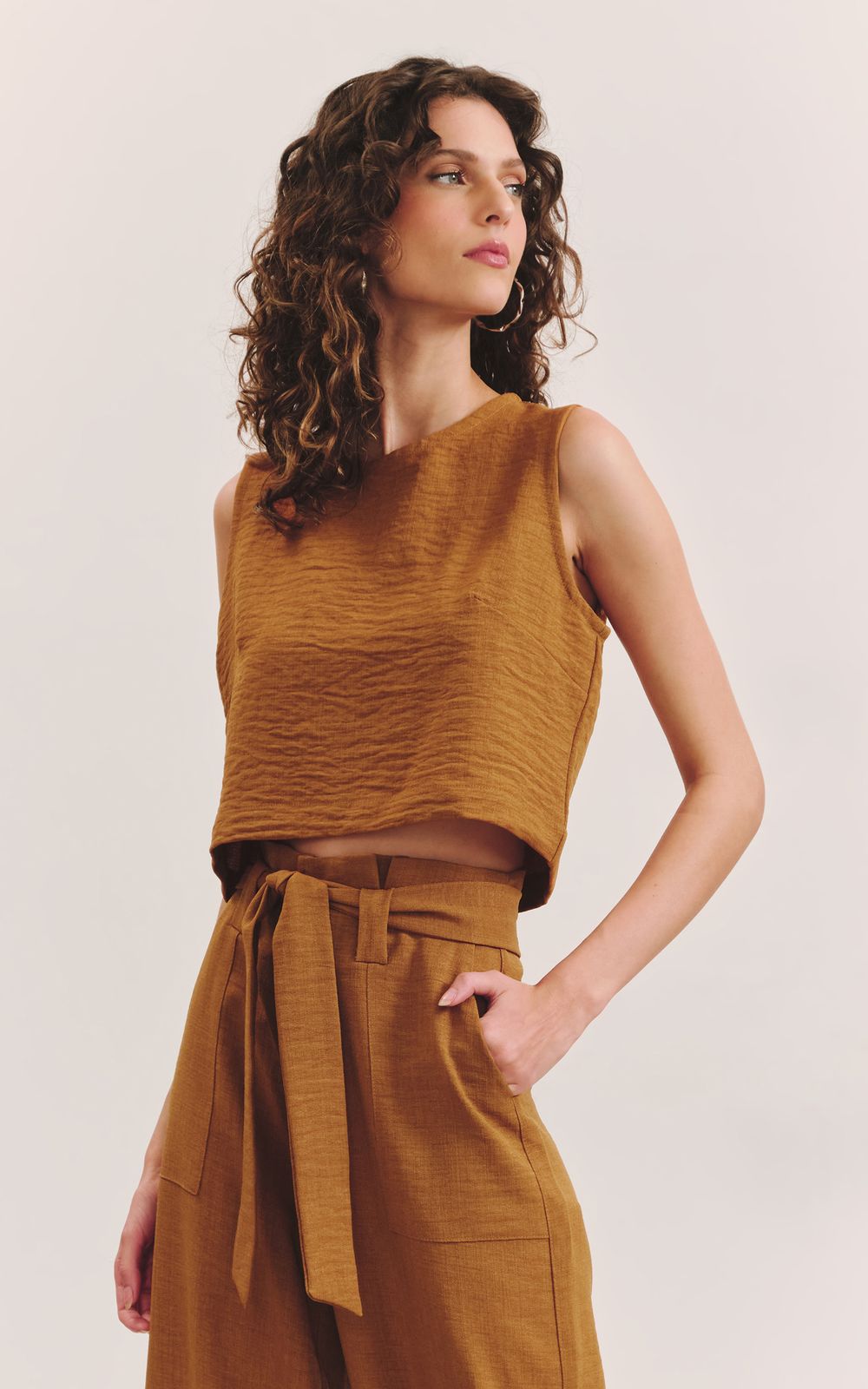 05382_0044_1-BLUSA-BASIC-VERON