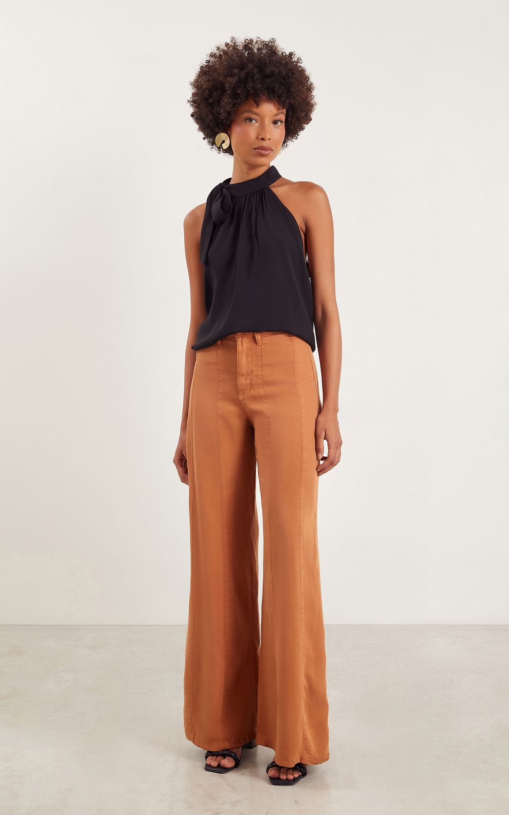 04942_0007_2-BLUSA-AMARRACAO-FLORA
