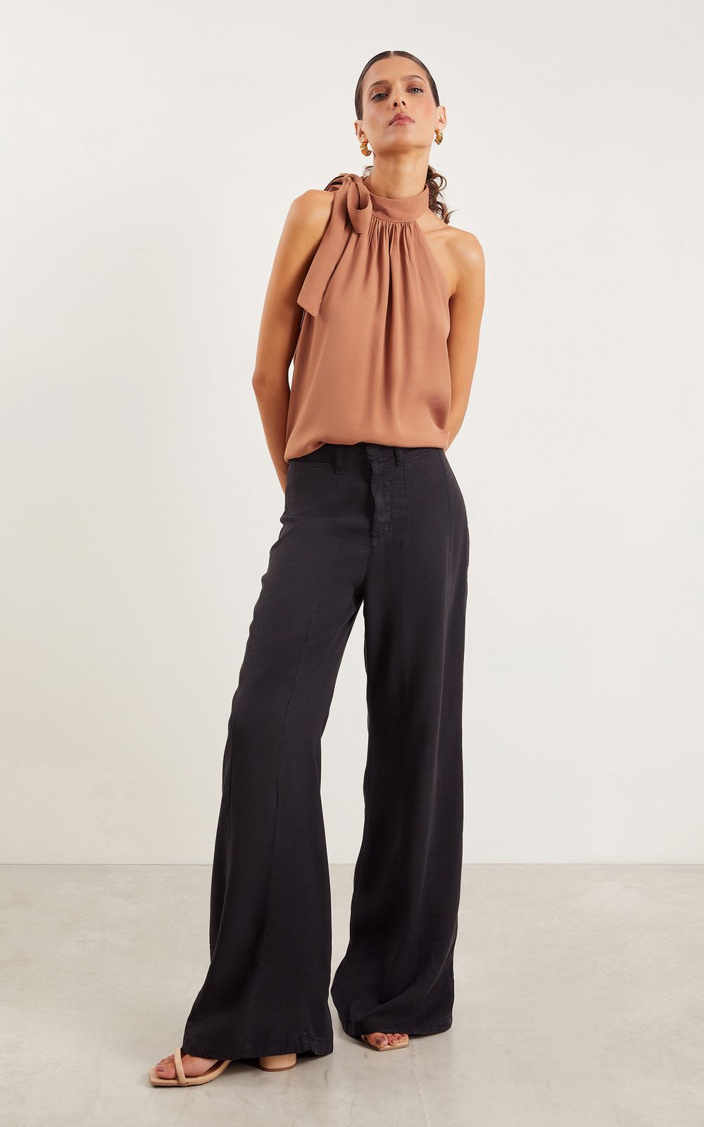04942_104_2-BLUSA-AMARRACAO-FLORA