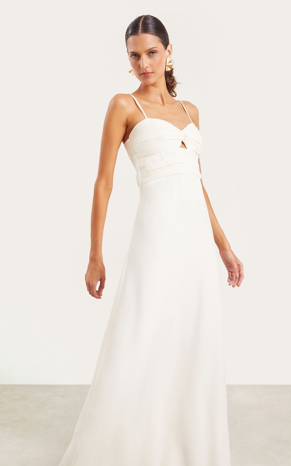 05007_0008_1-VESTIDO-LONGO-DETALHE-DECOTE-FLORA
