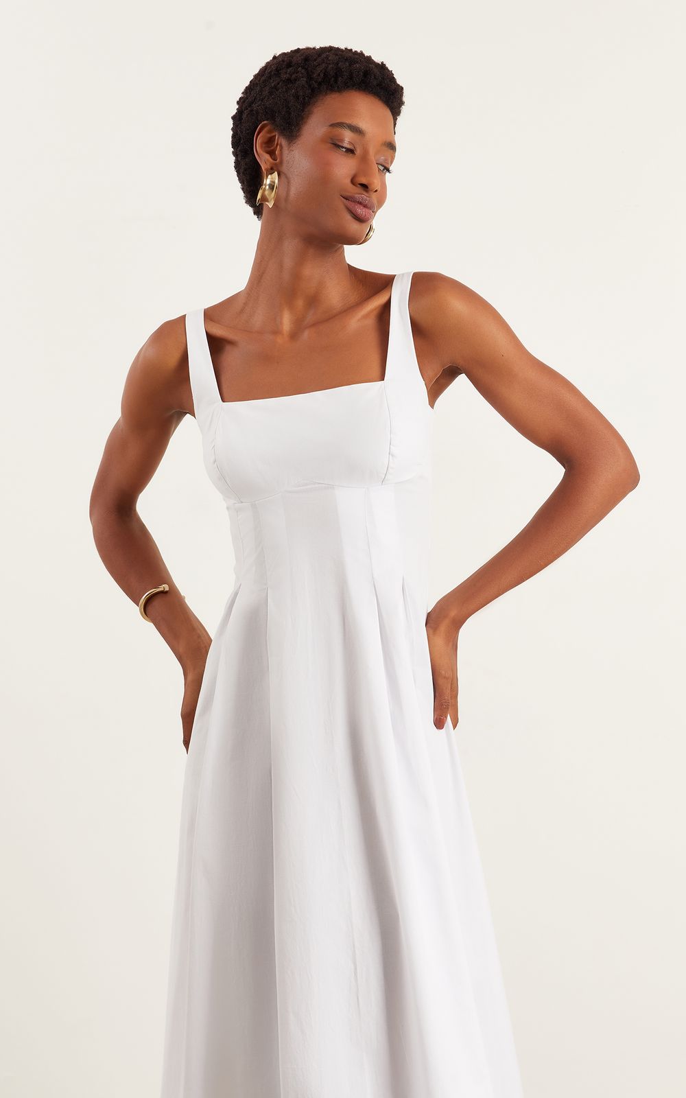 05626_0008_1-VESTIDO-MIDI-PREGAS