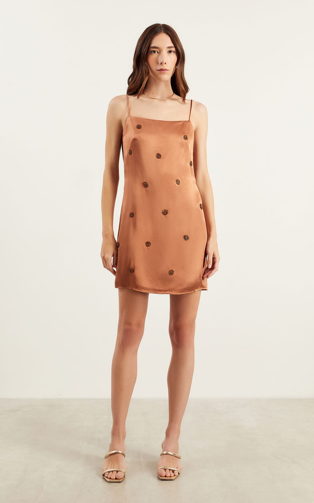 05318_104_2-VESTIDO-CURTO-BORDADO