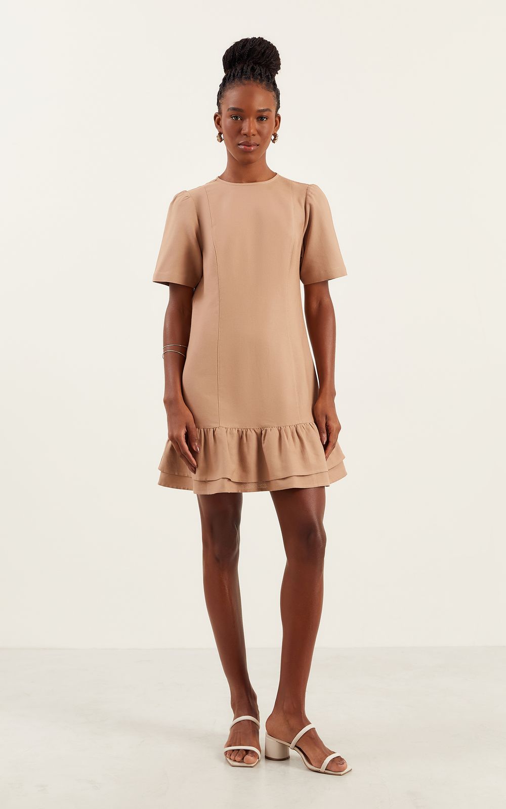 05694_0044_1-VESTIDO-CURTO-BABADOS-LAKE