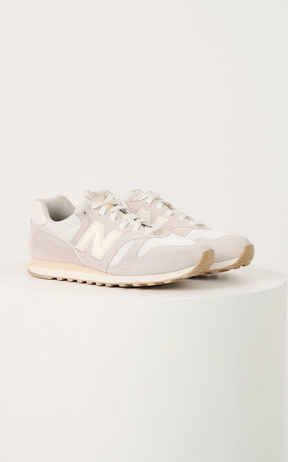 05756_0008_2-TENIS-NEW-BALANCE-373-CLASSICO