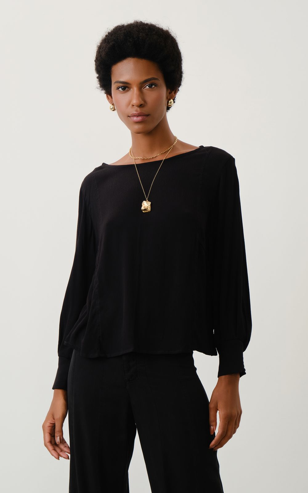 05685_0007_1-BLUSA-DECOTE-CANOA-RIVER