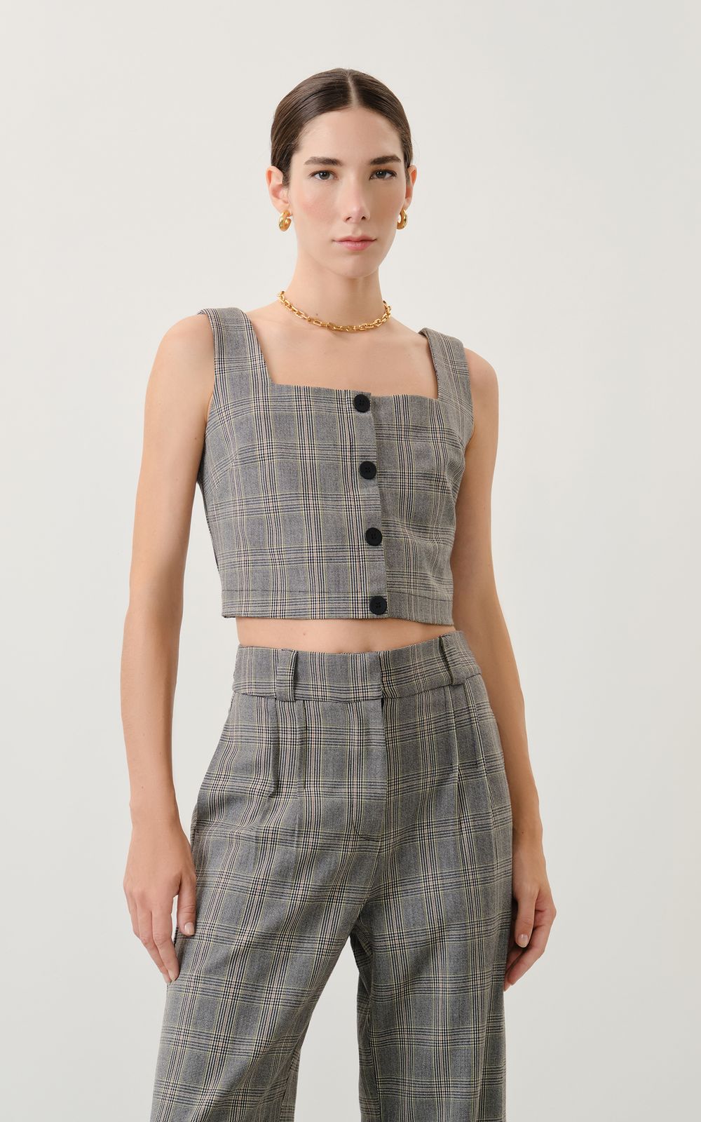 05543_0007_1-BLUSA-CASTLE-DETALHE-BOTOES