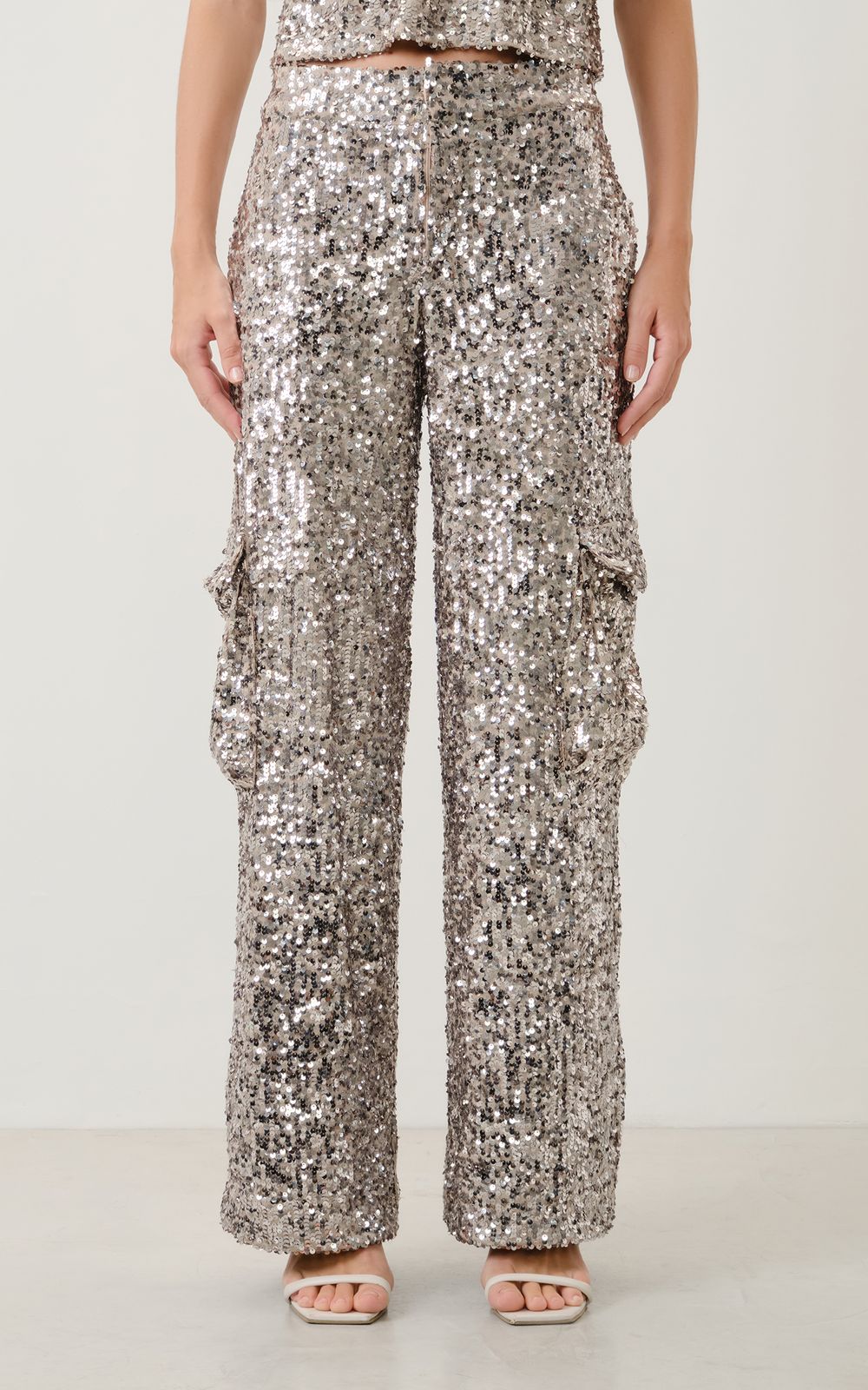05931_0142_2-PANTALONA-CARGO-PAETE-SHINE