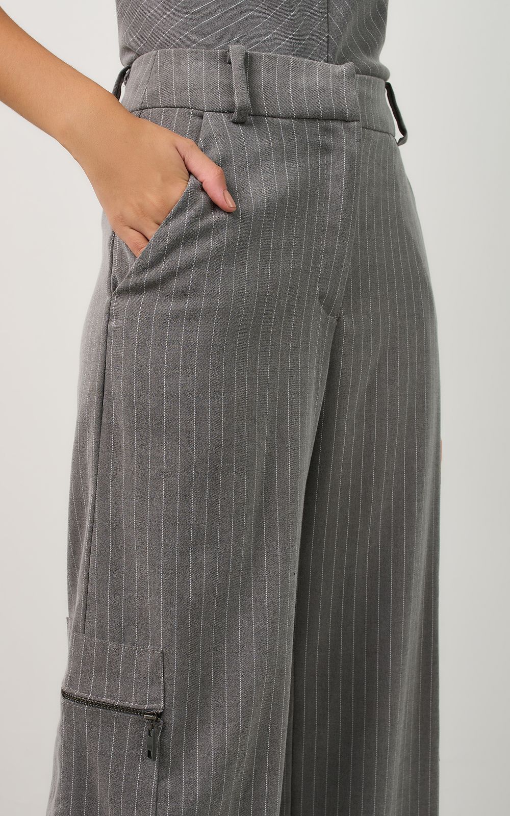 05541_0062_2-PANTALONA-CARGO-ARTICO