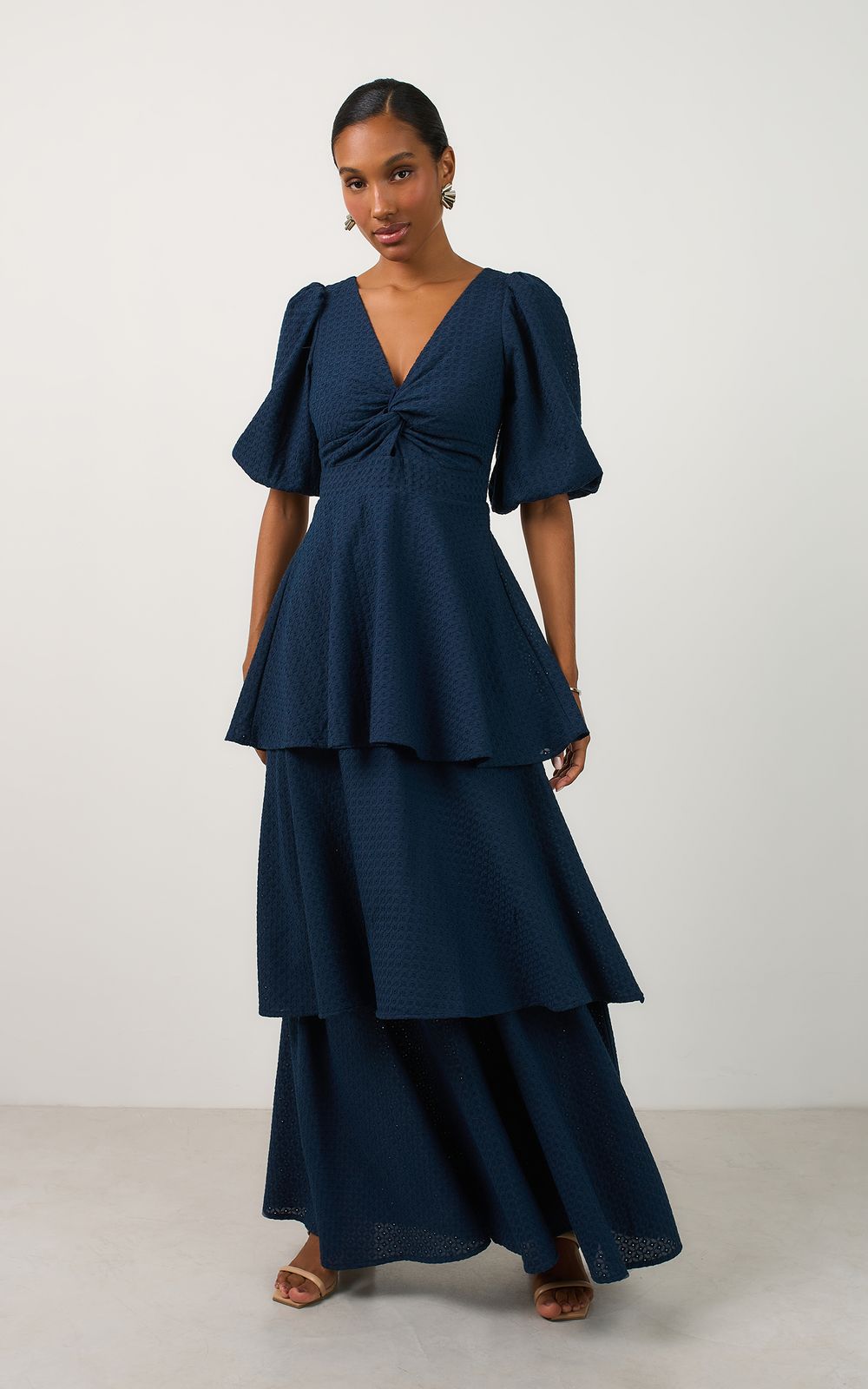 05672_0021_1-VESTIDO-LONGO-BORDADO-SELENITA