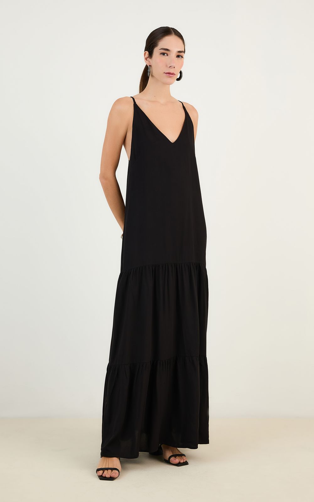 05978_0007_1-VESTIDO-LONGO-DECOTE-V