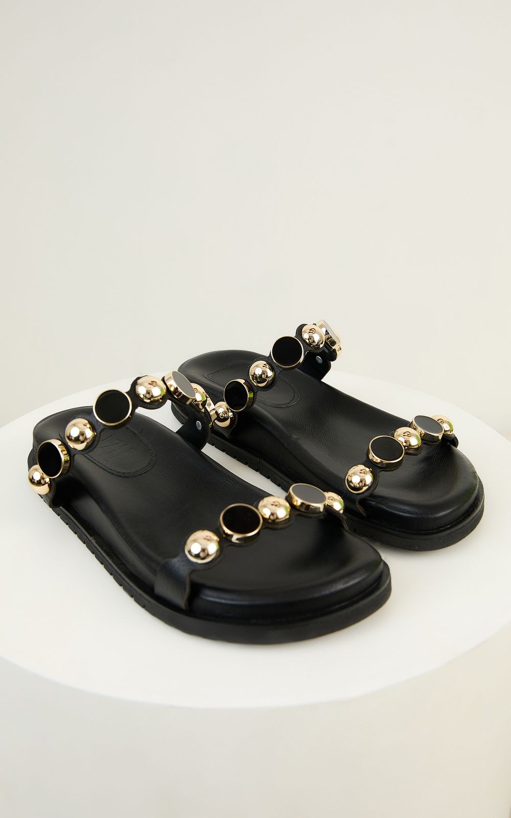 06094_0007_1-PAPETE-RESINA-METAL