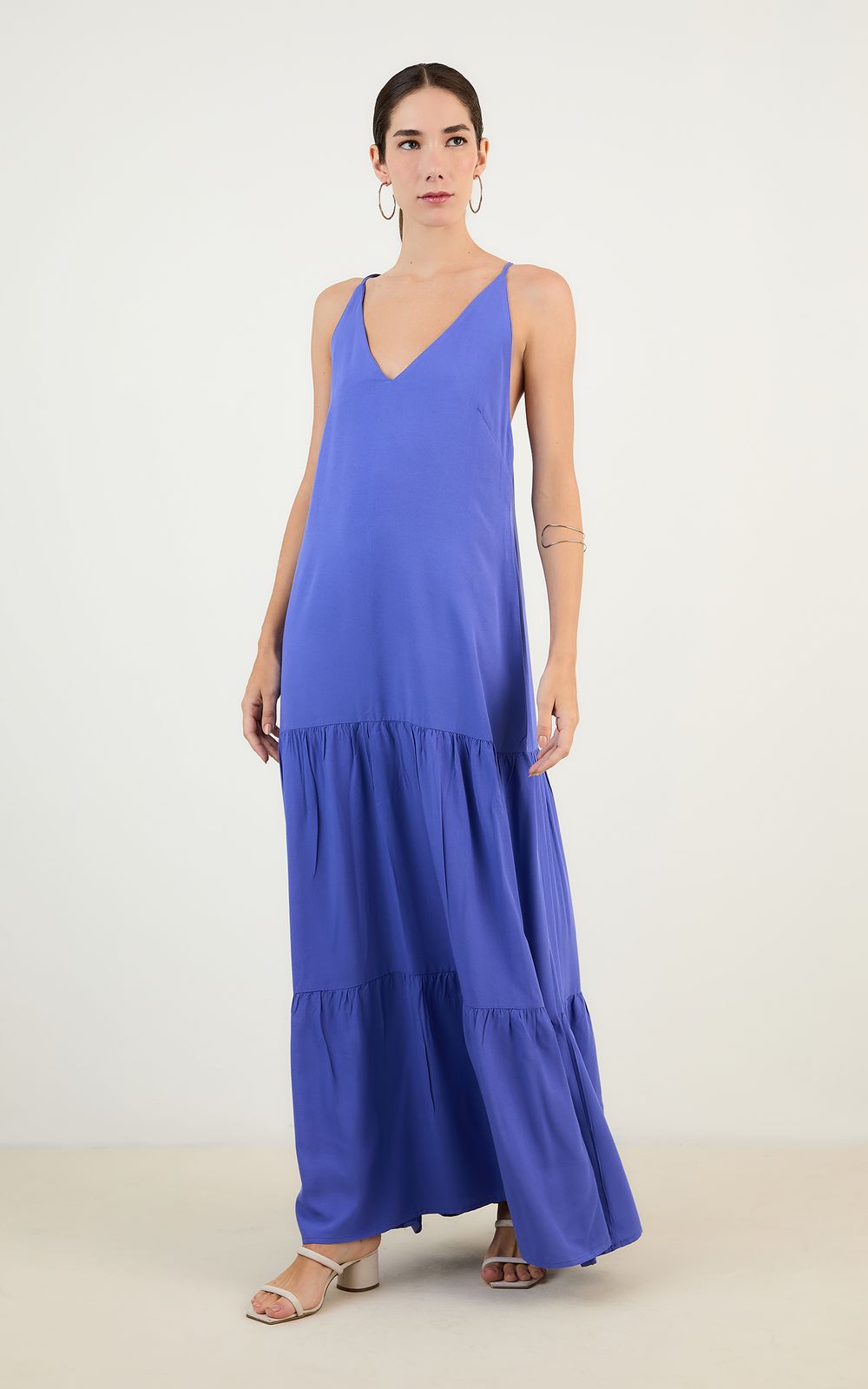 05978_0201_2-VESTIDO-LONGO-DECOTE-V
