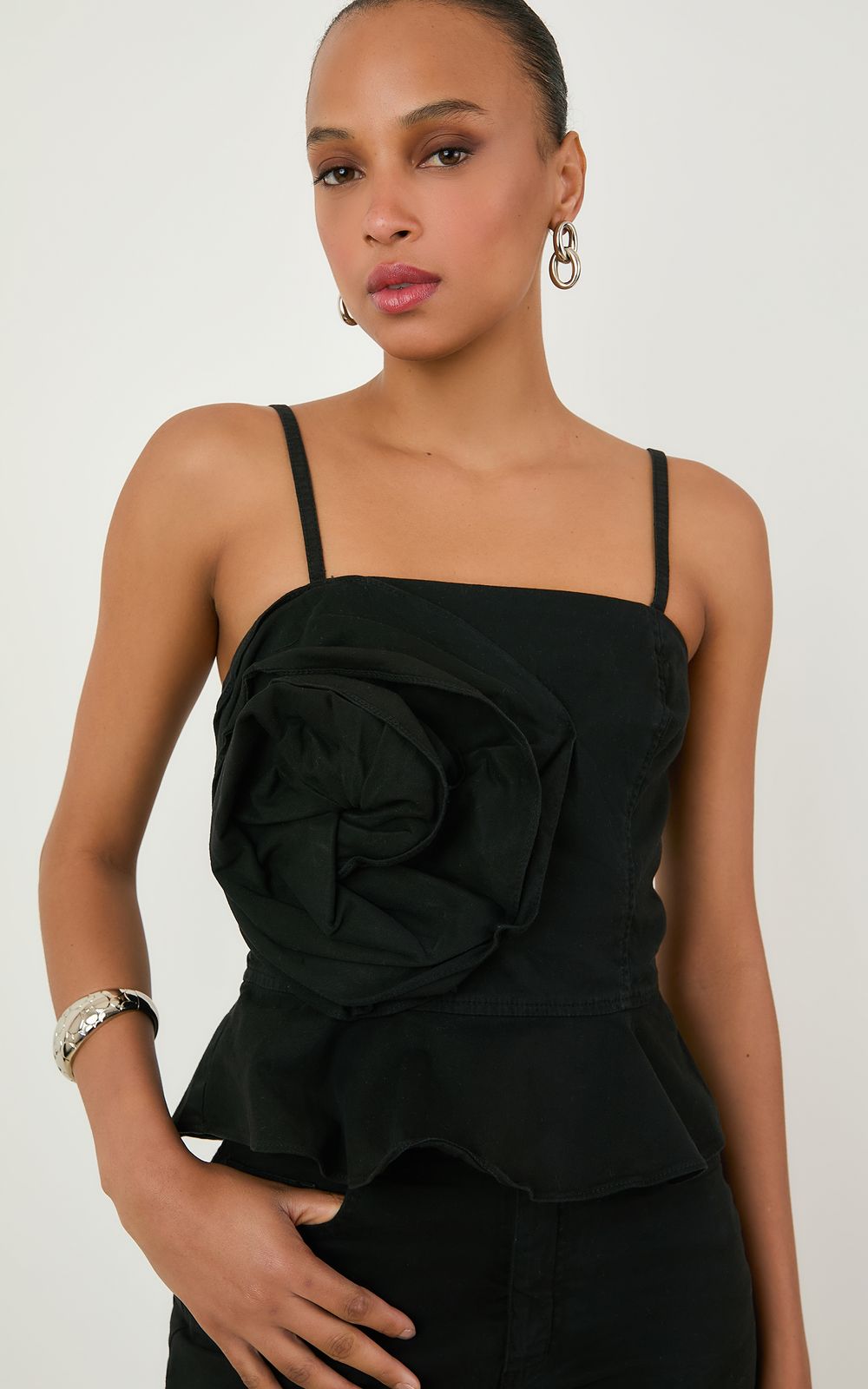 06092_0007_02-BLUSA-SARJA-FLOR-COLOR