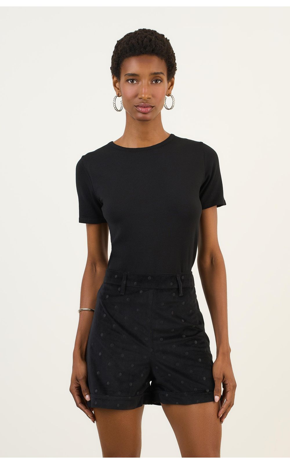 05940_0007_2-SHORT-COTELE-BORDADO