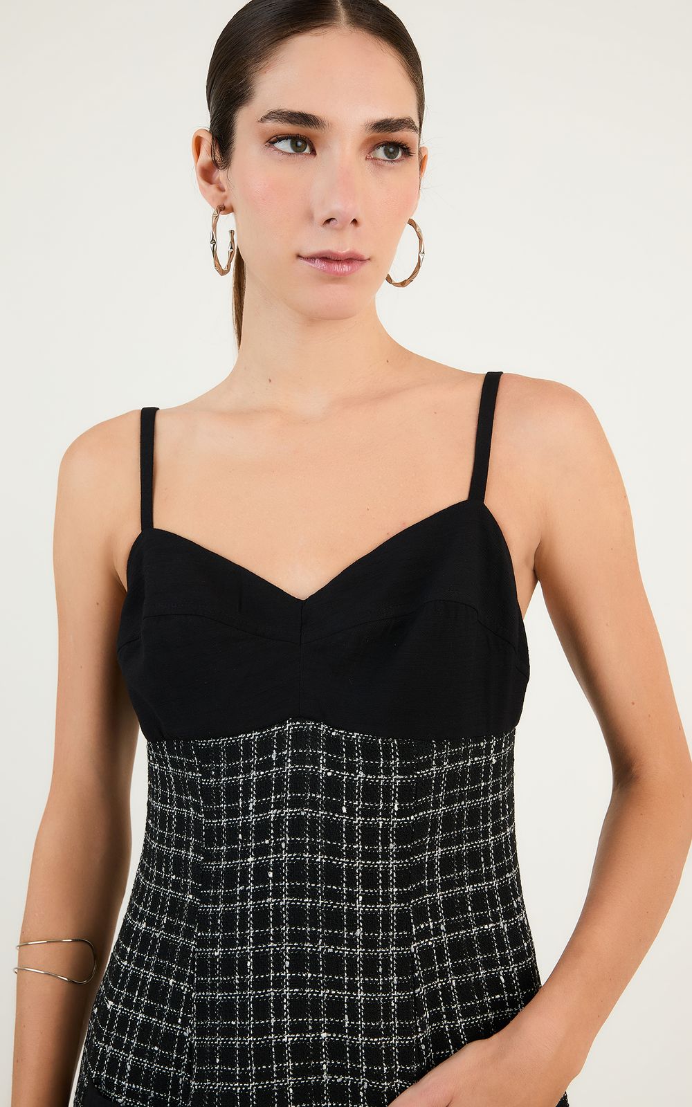 05651_0007_2-VESTIDO-CURTO-FLORENCA