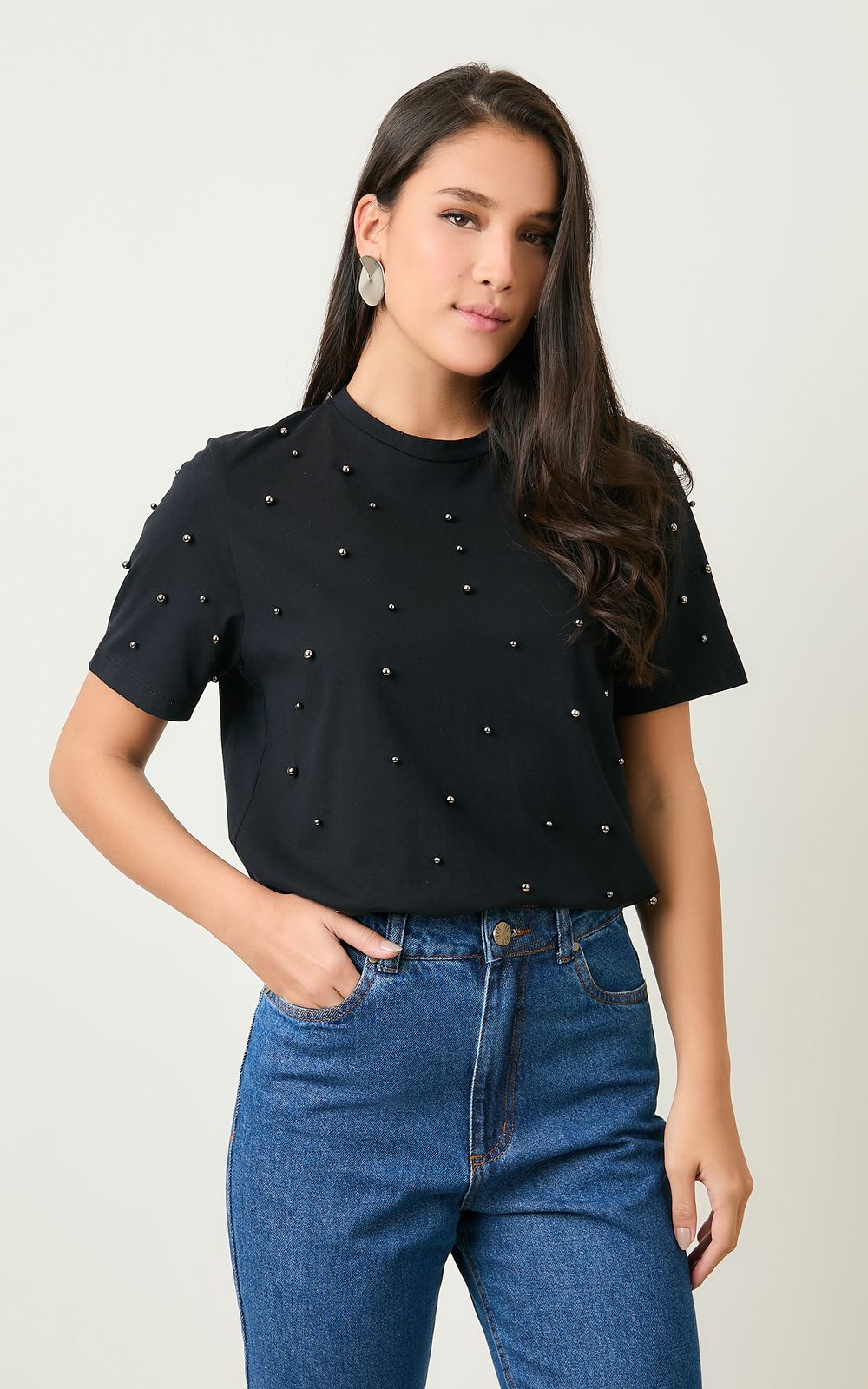 05962_0007_1-TSHIRT-BORDADA-PEROLAS