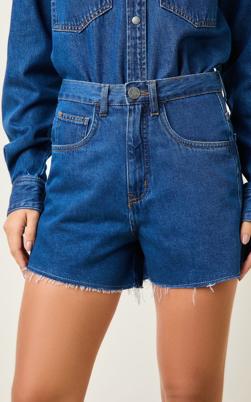 05936_0027_2-SHORT-DARK-BLUE-JEANS